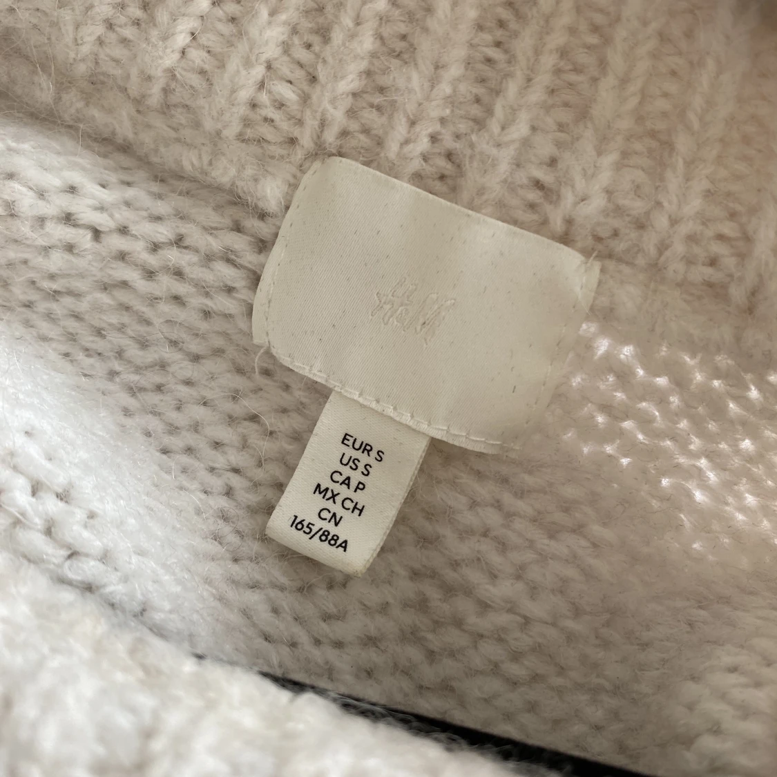 Stickad tröja  - 90