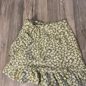 Kjol  - Jätte fin kjol från shein Storlek S 💗💞💘 60kr💘 