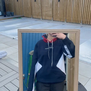 Champion hoodie - Som ny andvänd 1 gång, mycket bra kvalitet