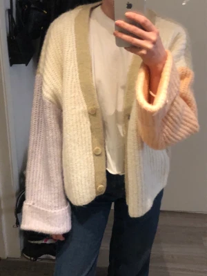 Kofta - Multicolored kofta. Aldrig använd.