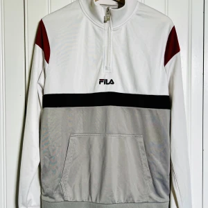Fila halfzip - Fin halfzip tröja från fila