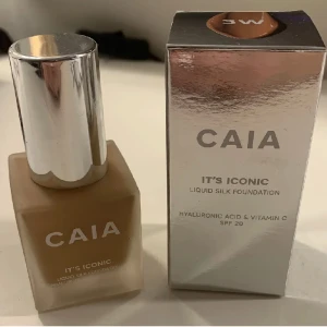 Fondation - Säljer min Caia fondation, den är helt oanvänd, säljer då jag fick två likadana i 3w men de var helt fel färg för mig💕