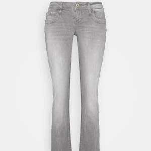 Ltb Valerie jeans från zalando i stl 30x34, helt oanvända! Säljer pga fel storlek 💗💗