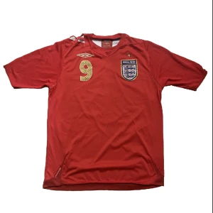 England Rooney 2007/2009 - Storlek Medium Skick 8/10 Mer bilder i Pm