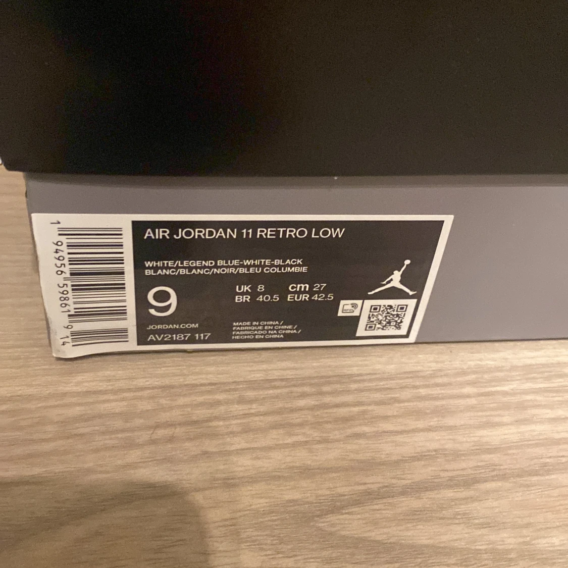 Jordan 11 retro low legned blue  - 91