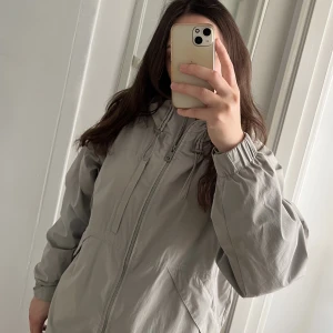 Jacka - Pull&Bear jacka  Strl xs/s