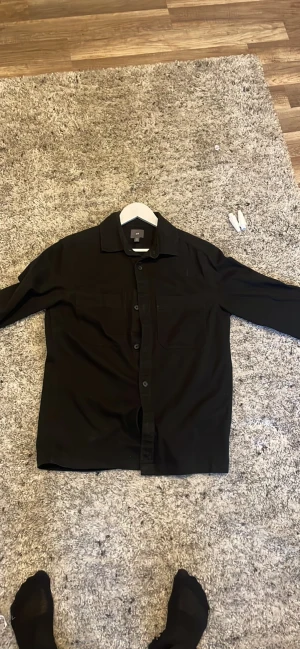 HM tröja - ny skick