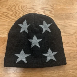 Star beanie - Perfekt för alla y2k lovers 😛
