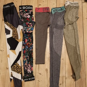 Träningsbyxor  - Aldrig använda men lappar bortklippta Storlek xs