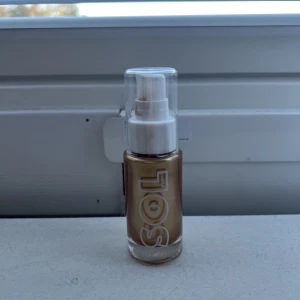 Glow oil - Glow olja från colourpop i färgen warm gold