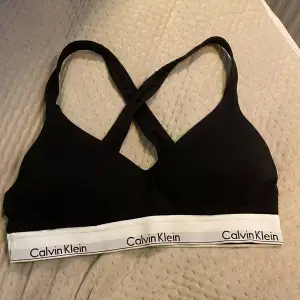 En Calvin Klein bh i storlek L💞