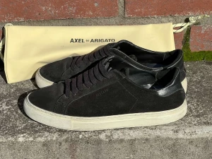 Axel arigato - Kan frakta och mötas upp😁