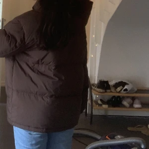 Dunjacka Arket - Fin och skön dunjacka från Arket. Storlek S. 💕