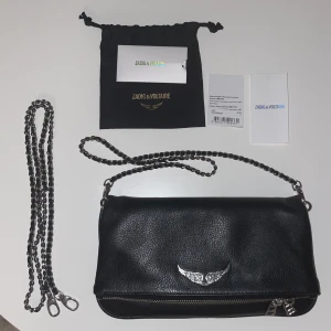 Zadig & Voltaire  - Säljer min älskade Zadig väska då den tyvärr inte kommer till den användning som den förtjänar. Allt följer med🫶🏼🩷 inga skador/defekter och mycket försiktigt använd. 
