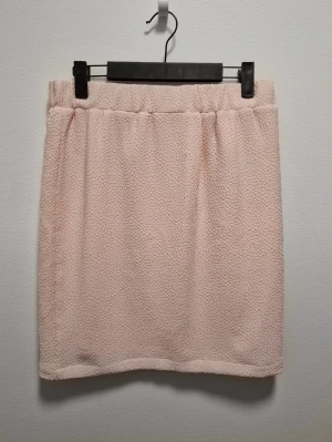 B. Young Mini Kjol - Fint skick. Passar som S. 