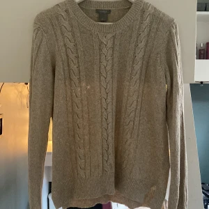 Stickad tröja - Super fin stickad tröja perfekt nu till hösten 💓 fint skick 