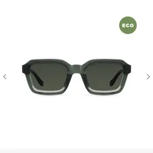 Helt oanvända solgalsögon från Meller. Säljer då jag råka köpa två! Org. pris 654 men säljer för 500 inklusive frakt