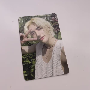 Hyunjin stray kids photo card - Hyunjin photocard