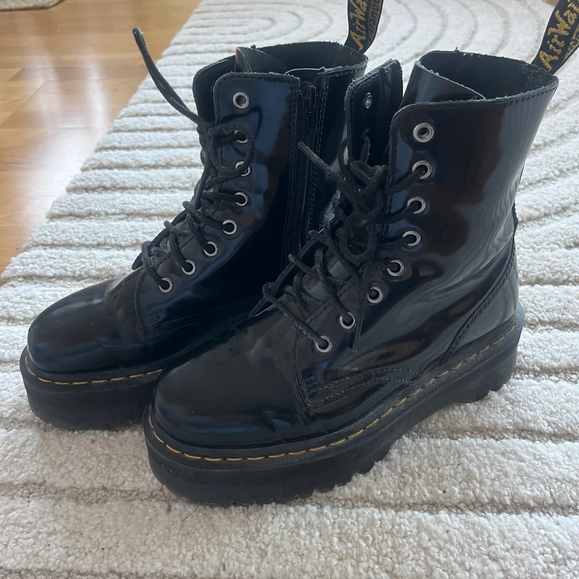 Dr. Martens - 90