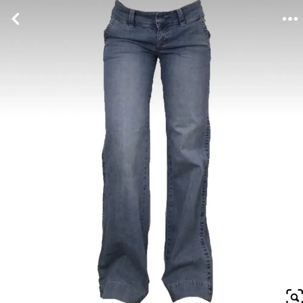 ‼️Säljer inte‼️ ifall du säljer eller vet vart jag kan hitta/köpa sånna här byxor kontakta gärna mig💕. Jeans & Byxor.