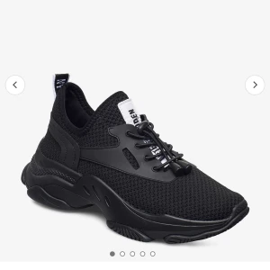 Steve madden skor - Svarta skor från Steve madden i strl 38, knappt använda ❤️