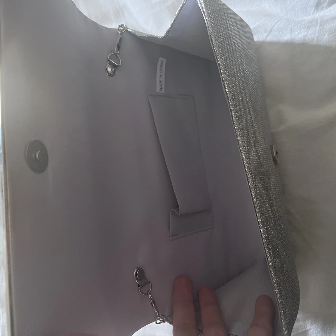 Silvrig bal/kuvert väska  - 91