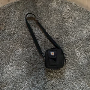 Carhartt Axelväska - Använd 2 gånger, 10/10 condition. 