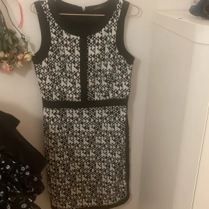 Klänning  - Elegant 