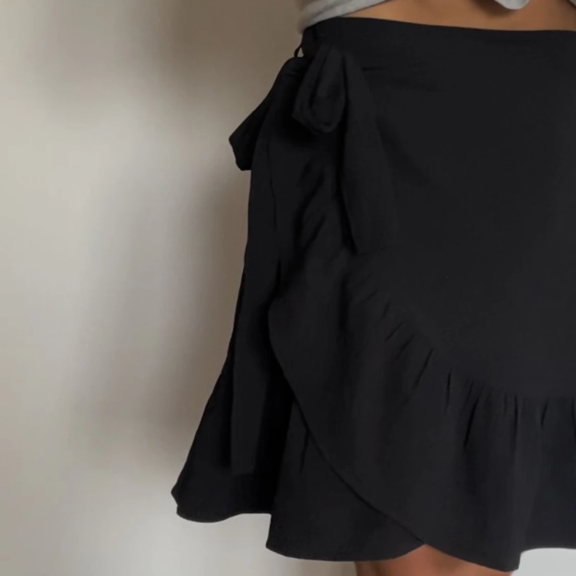 Svart Omlott kjol - 91