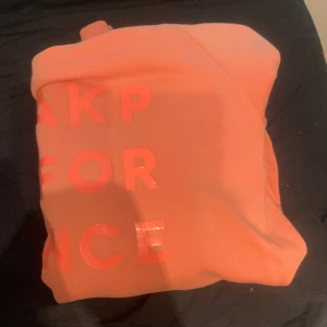 Peak tröja  - Förliten för mig 