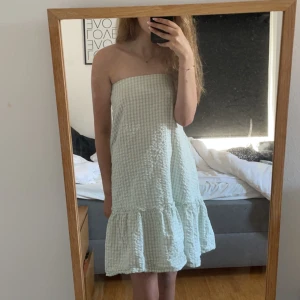 klänning/kjol 💋 - super söt klänning/kjol från Kappahl 💋 köpte får några år sedan så minns inte originalpriset❣️ använd 1-2 ggr💋