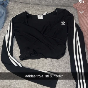 adidas tröja  - endast testad