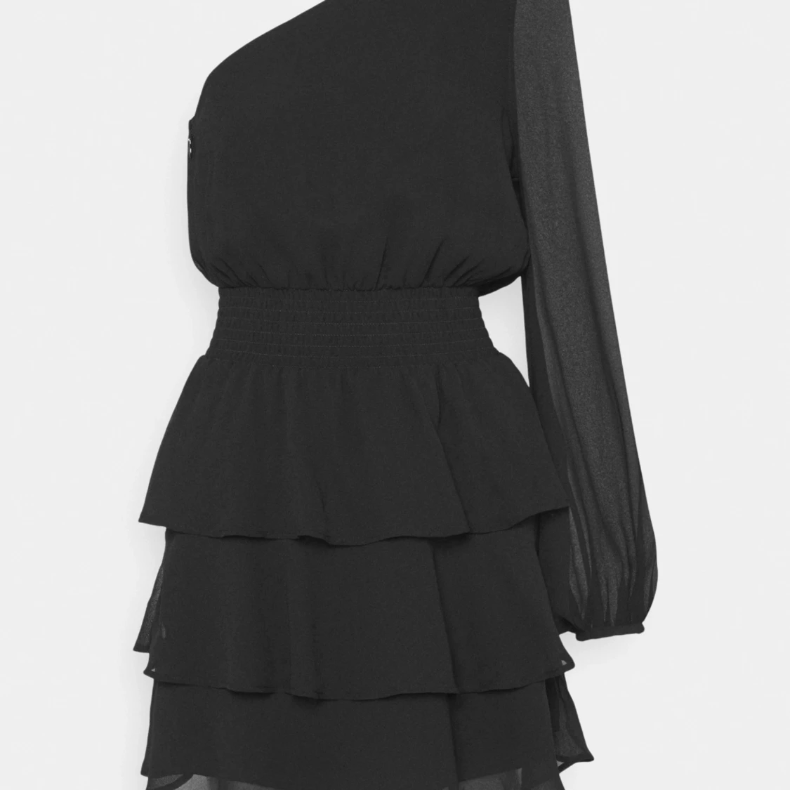 Jättefin svart klänning  - 91