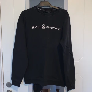 Sail racing sweatshirt - Sail racing sweatshirt Storlek: 170cm Skick: 9/10