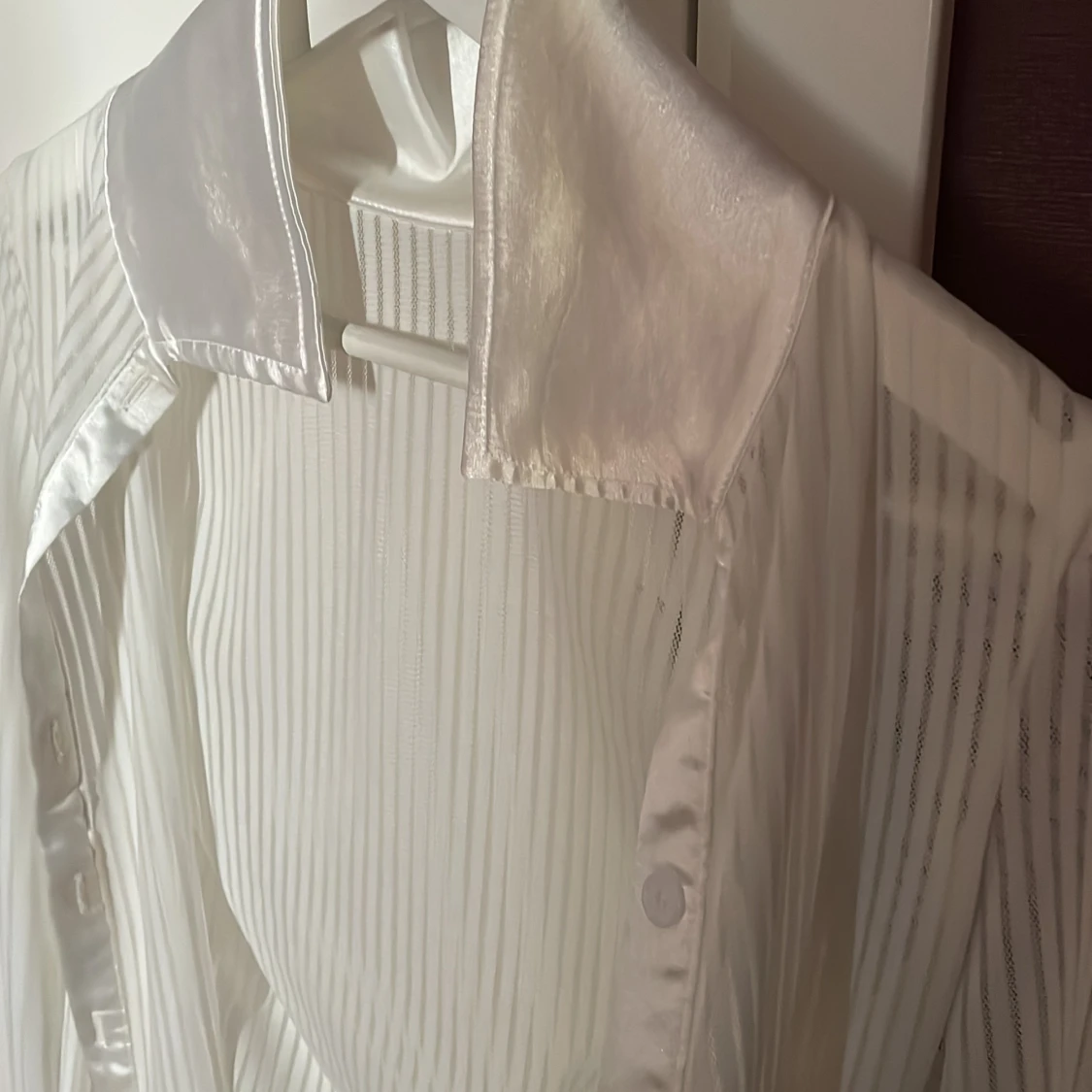 Vit randig blus/skjorta  - 91