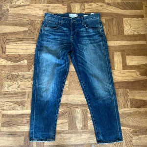 Jävligt snygga stonewash Dylan boyfriend jeans - Snygga stonewash Dylan boyfriend jeans från lucky brand storlek us 8/29 Straight passform 