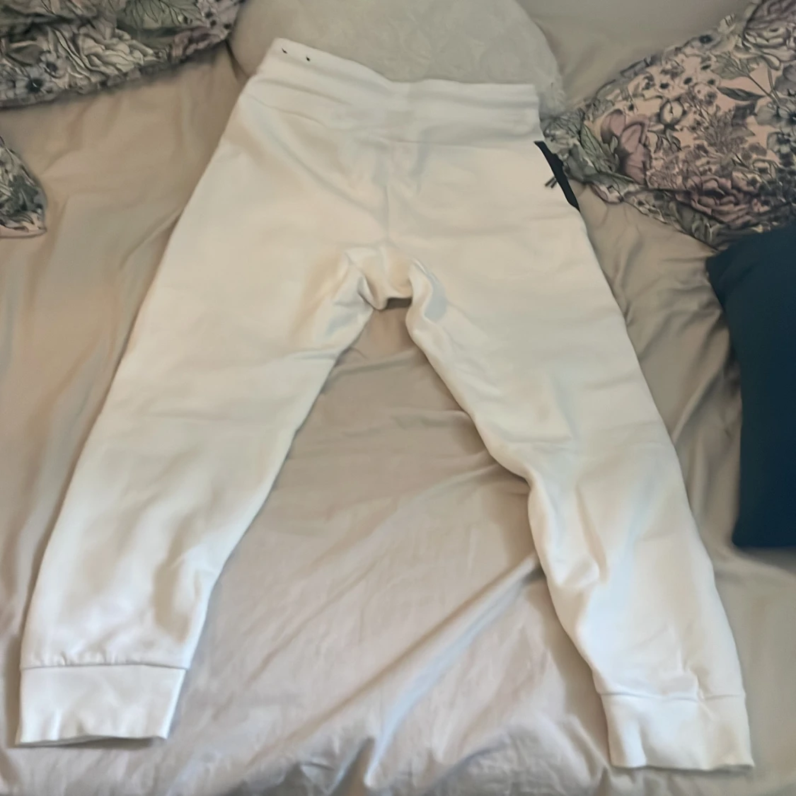 Nike tech byxor  - 90