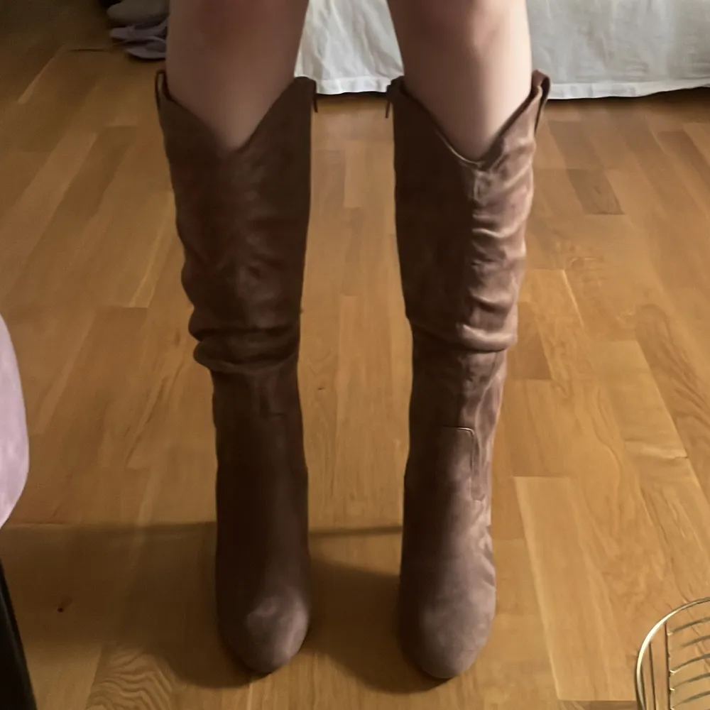 Anna field boots sales