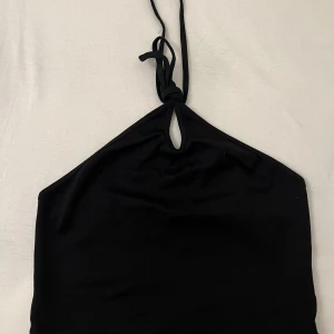 Linne med öppen rygg!! - Helt oanvänd topp💋