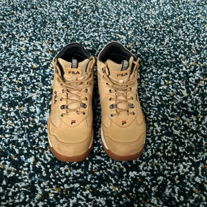 Vinterskor - Knappt använda vinterskor från Fila, är i bra kondition och perfekta för vintern