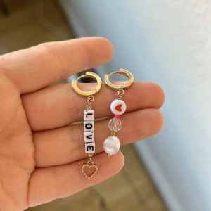 Söta örhängen  - Örhängen från Gina! Endast testade 💗