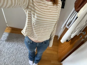 Tunn randig tröja! - Jätte fin randig tröja från hm!