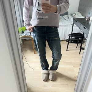 Zara jeans  - Säljer dessa snygga jeans ifrån zara i bra skick, super coola 