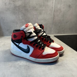 Jordan 1 ajko chicago - Storlek 43  Använda fåtal gånger  Pris kan diskuteras 
