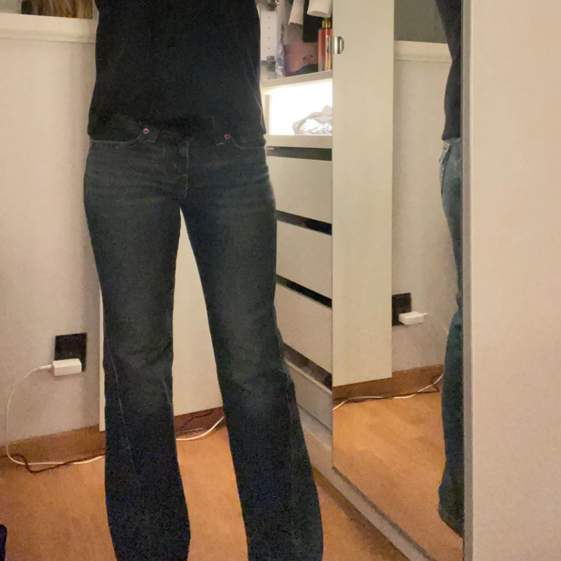 LEVIS JEANS!! - 91