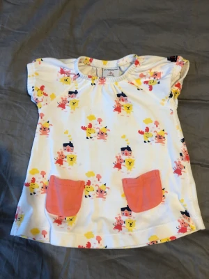 Klänning  - Helt oanvänd klänning