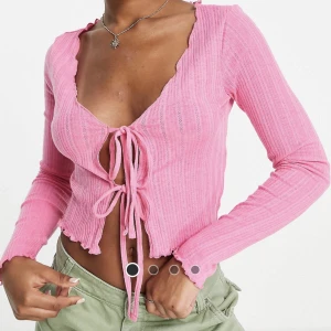 Rosa kofta med knytning - - Mycket bra skick 