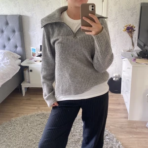 Ziptröja - Köpt på nelly för 400. 