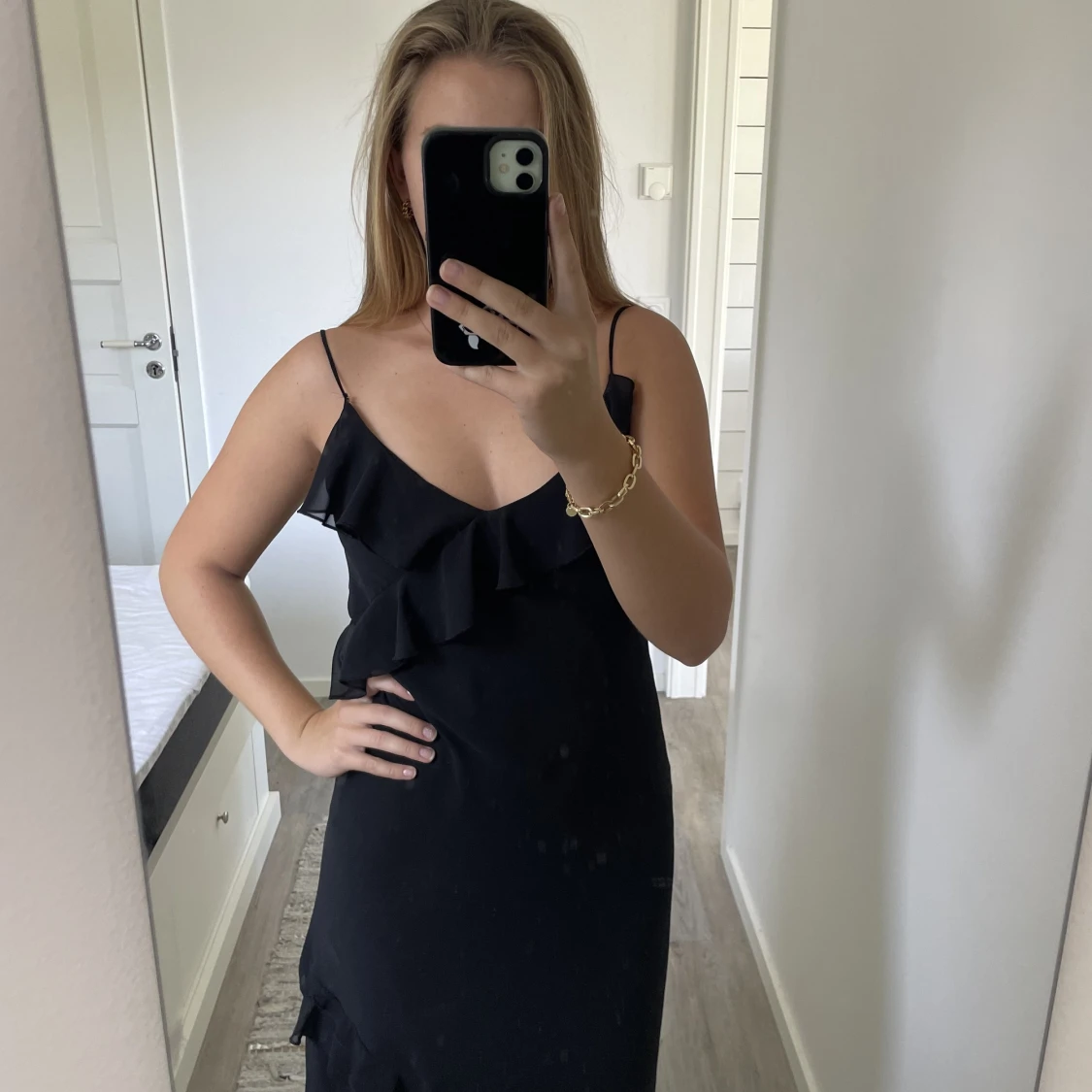 Svart långklänning