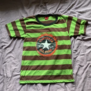 Converse T-shirt  - Snygg t-shirt i mycket bra skick.